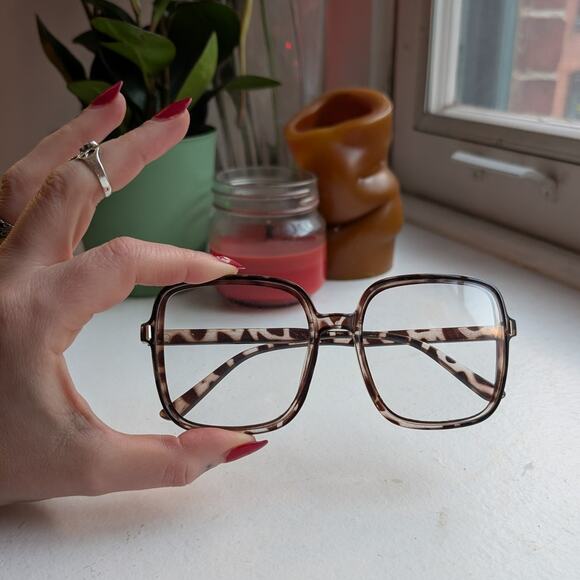 Retro Brown Tortishell Square Sunglasses 70s Festival Sunnies Zebra Print Shades - Picture 3 of 7